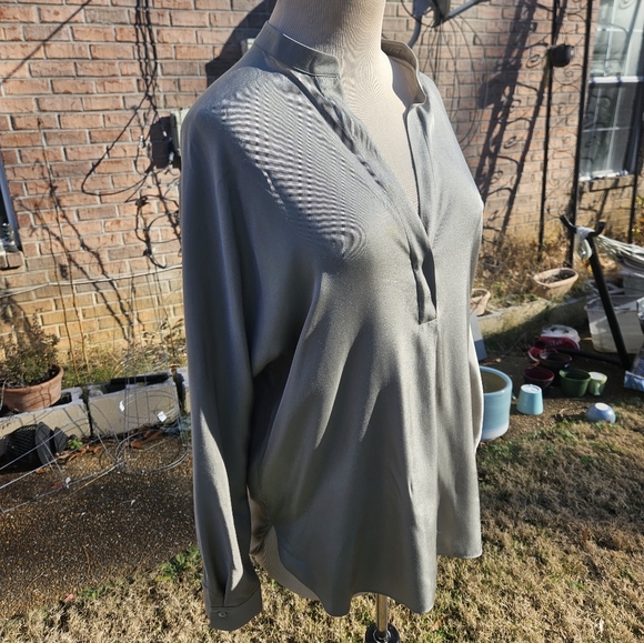 Vince Split Neck Silk Blend Tunic NWT - Picture 7 of 16